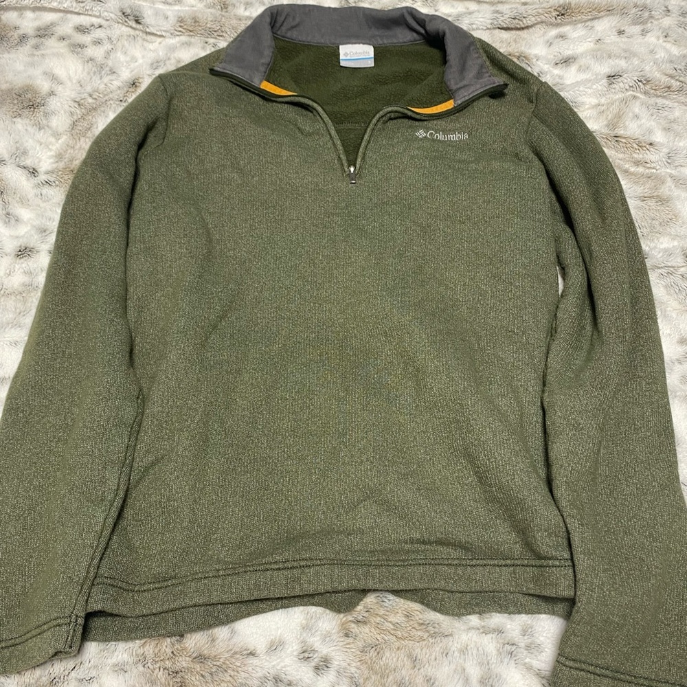 Columbia pullover